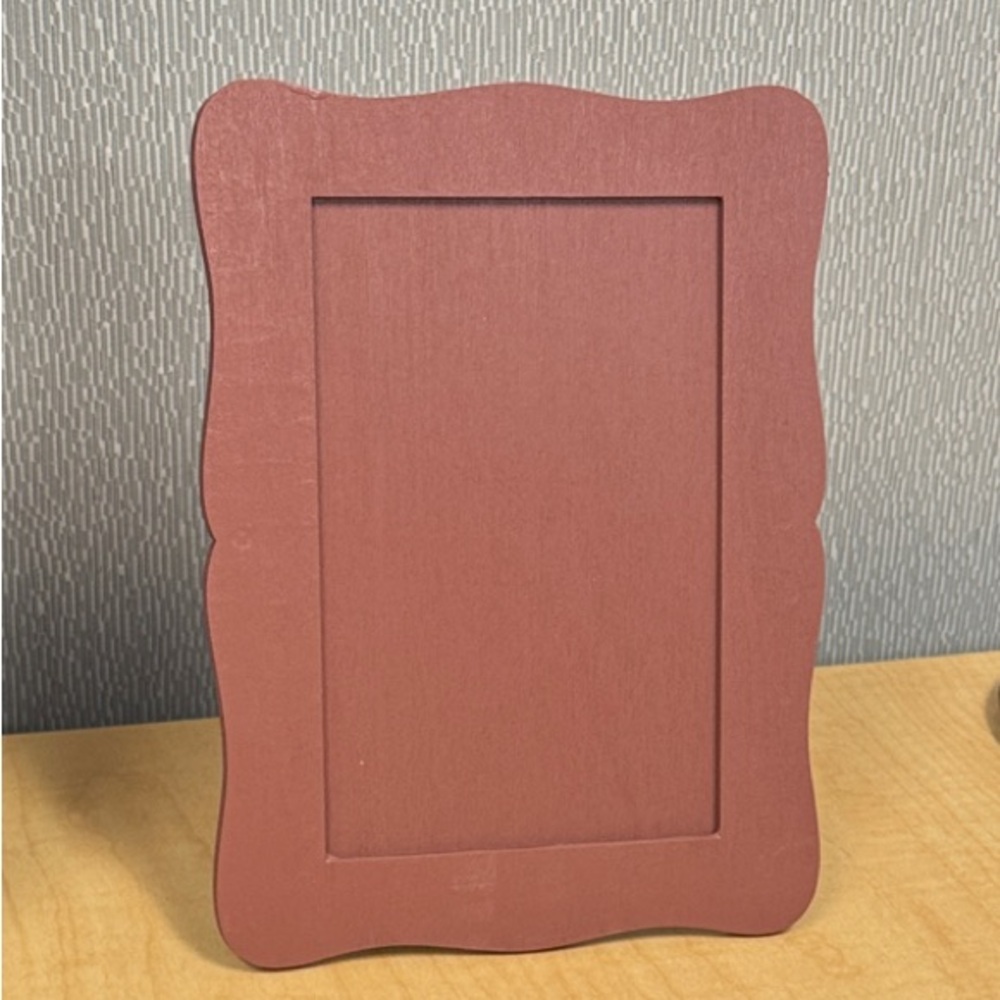 ⚠️Wooden Photo Frame in Dusty Rose⚠️